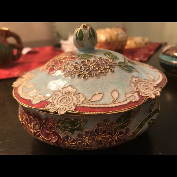Jewelry box - Picture 2 of 3